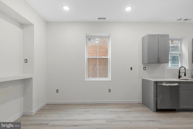Foto del edificio - 223 S 45th St