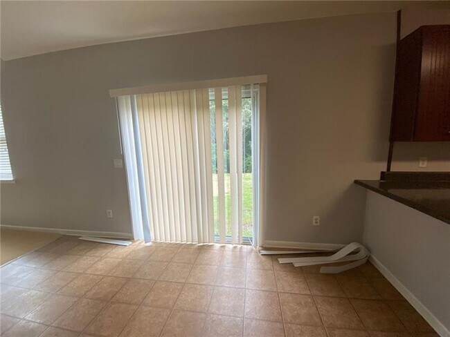 Building Photo - 6208 Park Leaf Walk