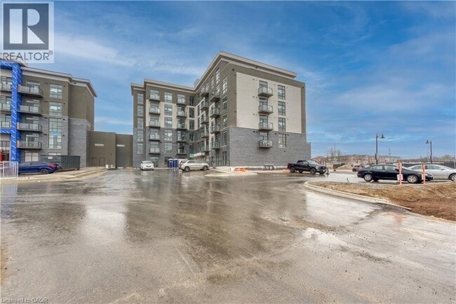 Photo du bâtiment - 10 Mallard Trl