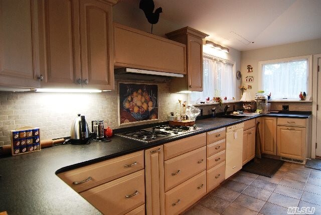 Foto del edificio - 300 Clearview Rd