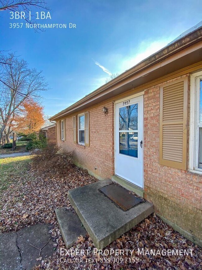 Building Photo - 3957 Northampton Dr