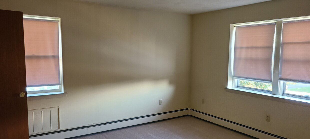 Primary Photo - 1301 Grampian Blvd
