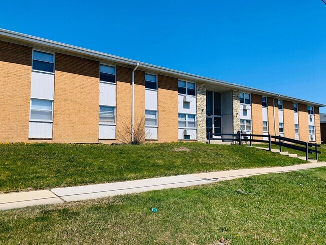 Building Photo - 3900 45th St