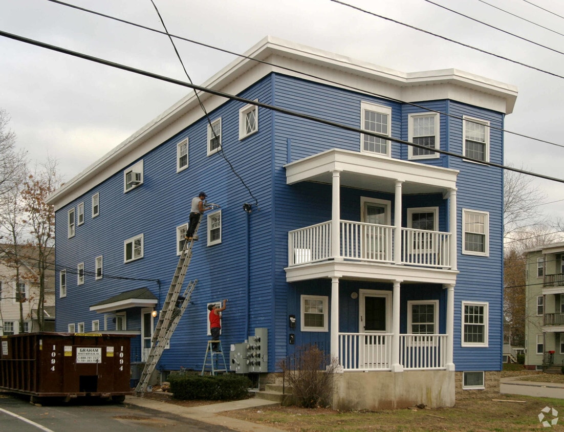 75 Dennis St, Attleboro, MA 02703 Apartments in Attleboro, MA