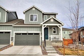 Building Photo - 8961 Birch Run Dr