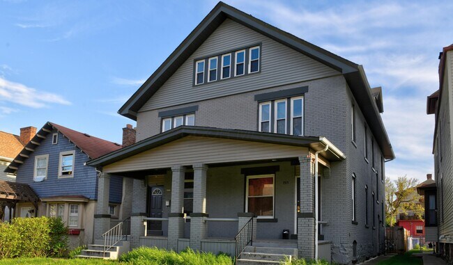 Foto del edificio - 1517 Hawthorne Ave