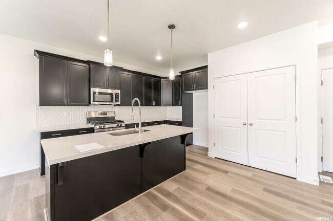 Foto del edificio - 12836 S Quail Lake Dr