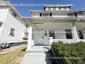 Building Photo - 126 Wroe Ave
