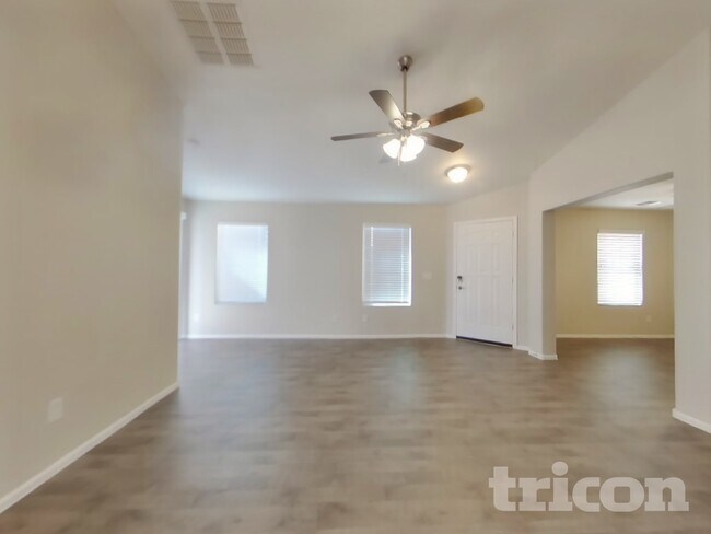 Foto del edificio - 29165 N Pyrite Ln