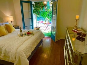 Interior Photo - Los Altos Apartments