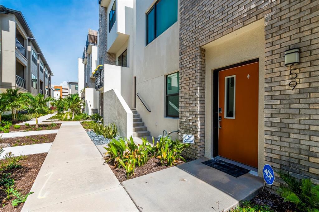 Foto principal - 2511 N Grady Ave
