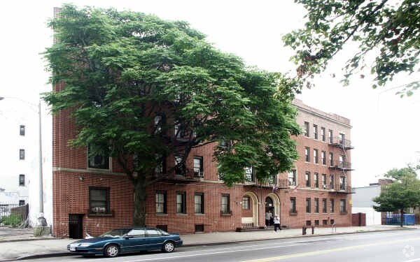 Building Photo - 2391 Bedford Ave