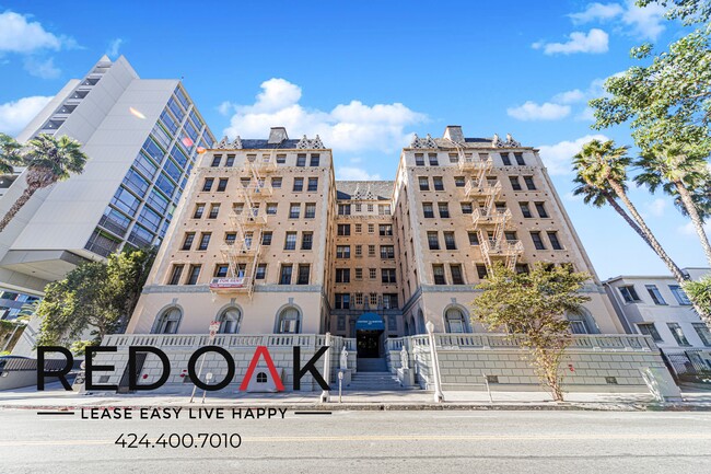 Foto del edificio - 627 Normandie Ave