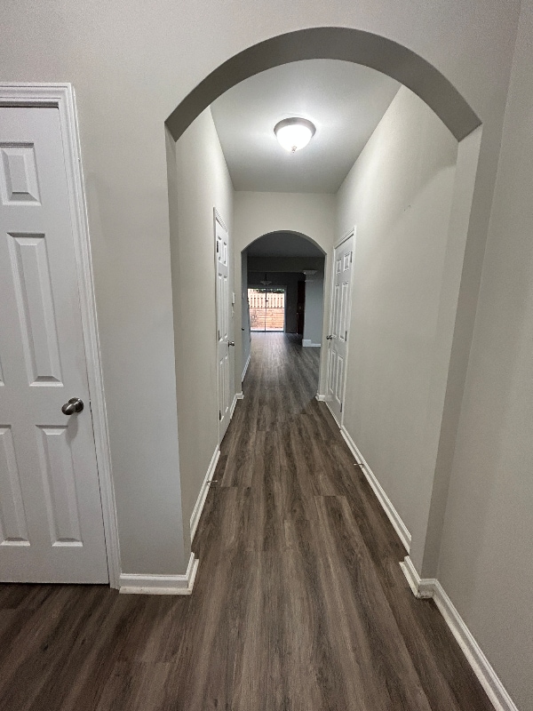 Building Photo - 364 Beynon Terrace
