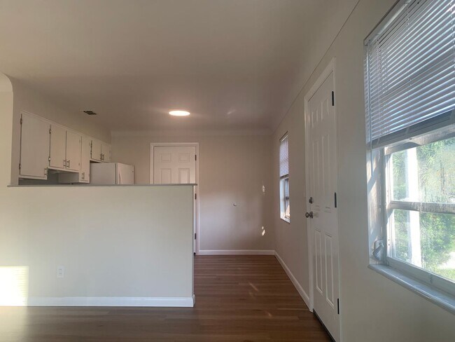 Foto del edificio - 2  Bedroom Single Family Home