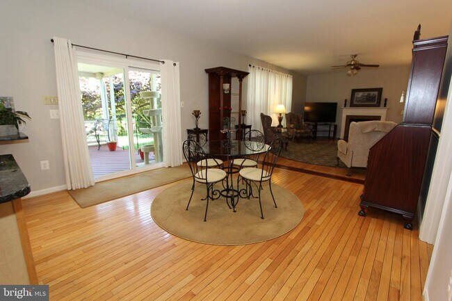 Building Photo - 6703 Jordan Valley Ct