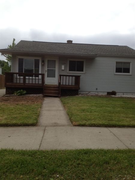 Primary Photo - 23676 Blackett Ave