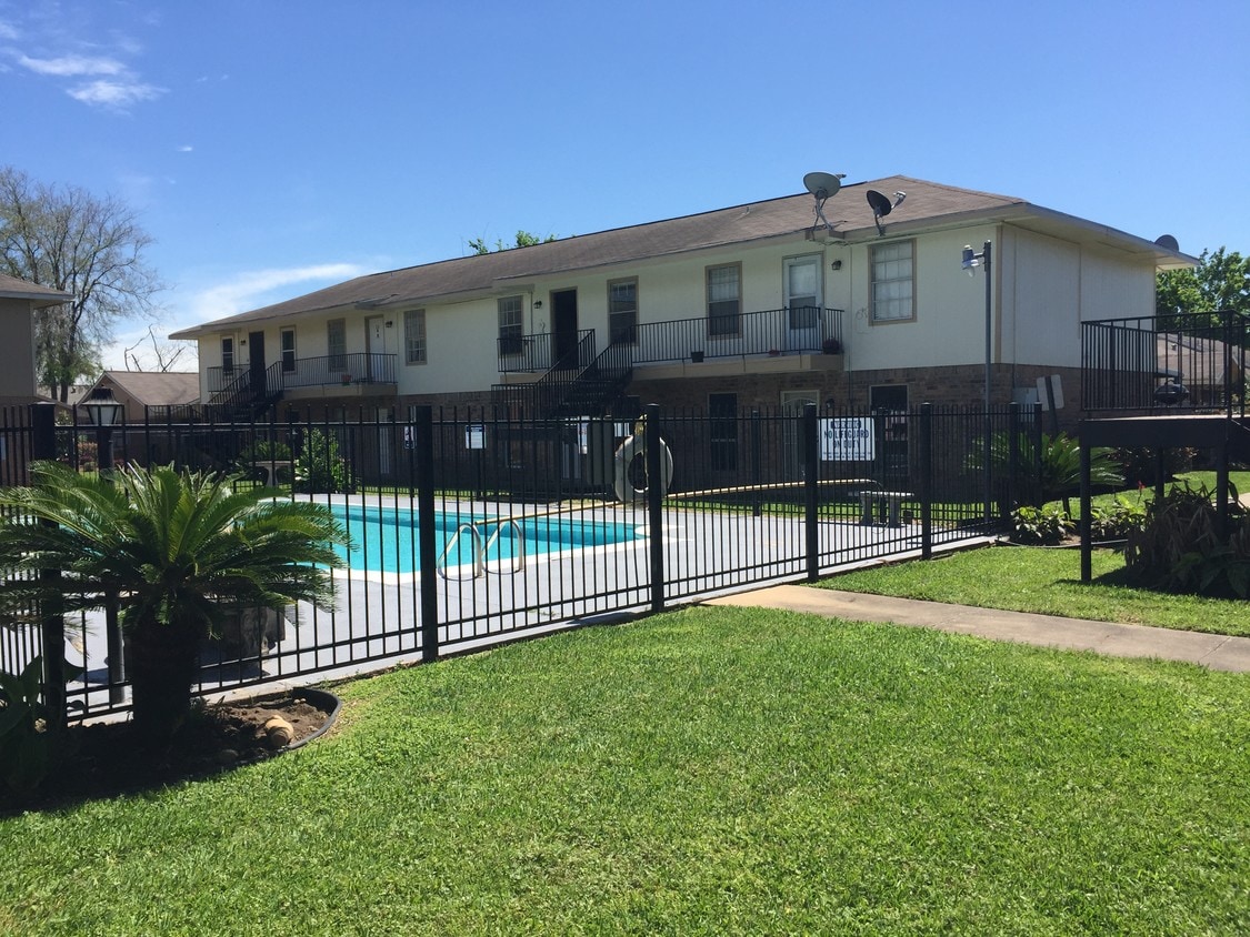 3314 Burke Rd, Pasadena, TX 77504 Apartments in Pasadena, TX