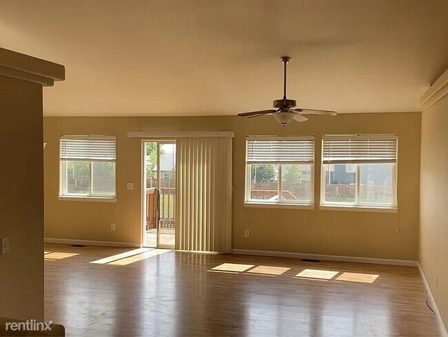 Building Photo - 5 br, 3 bath House - 4230 Stringtown Dr