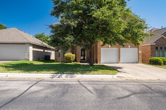 Foto del edificio - 1726 Rosenborough Ln S