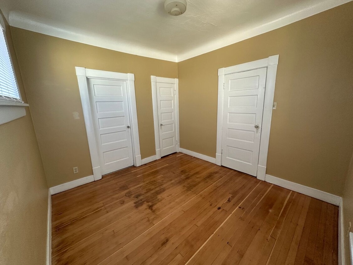 Foto del edificio - 1 bedroom apartment with on site laundry