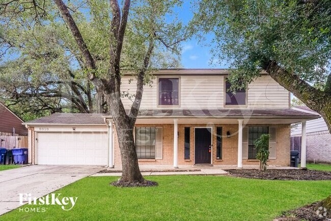 Building Photo - 8010 Goldengrove Dr
