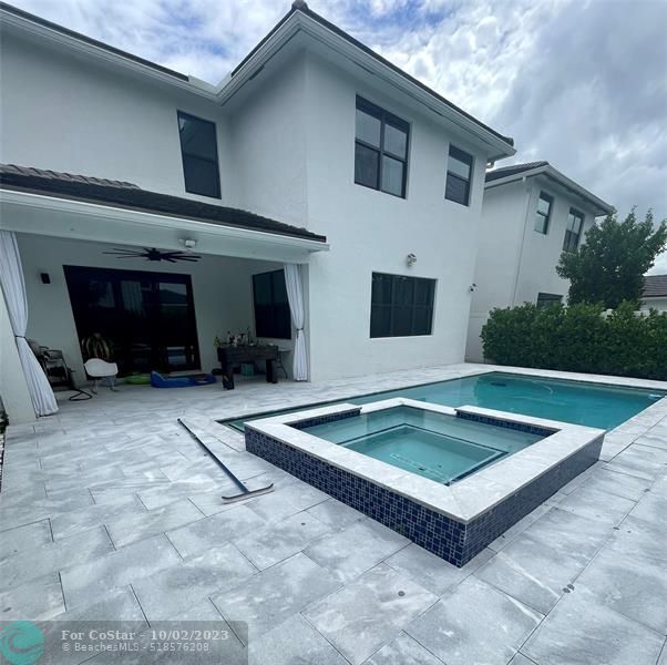 Foto del edificio - 23232 SW 107th Ave