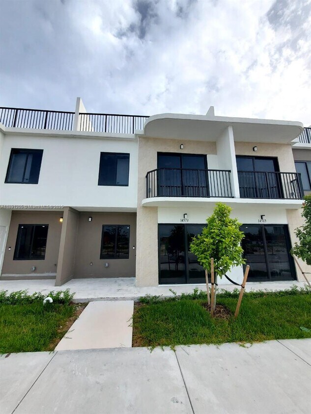 Primary Photo - 14573 SW 261st Terrace