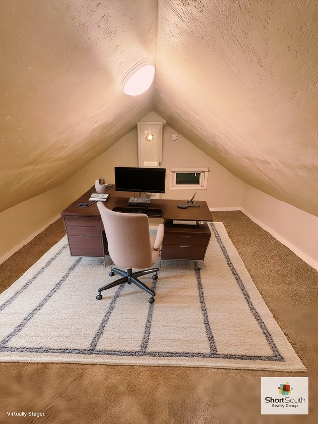 Foto del edificio - 339 E St Joseph St