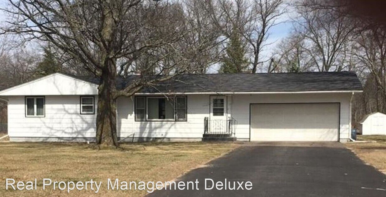 3 br, 1.5 bath House 4912 Oak St House Rental in Baxter, MN