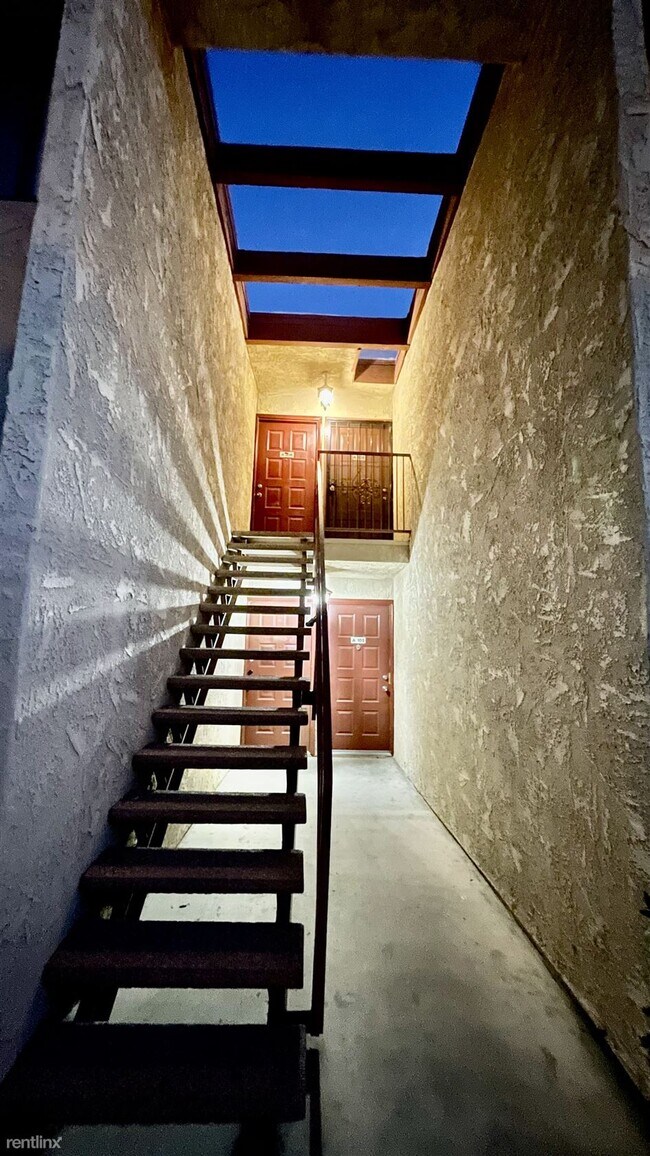 Foto del edificio - 1 br, 1 bath Condo - 81840 Avenue Del Mar ...