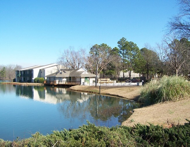 Foto del edificio - Lake Vista Apartments