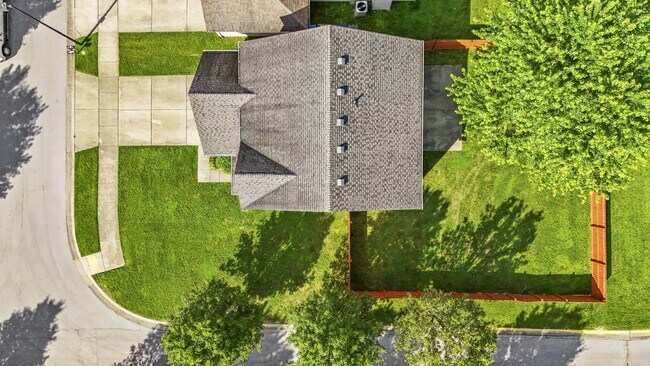 Foto del edificio - 588 Lanarkshire Pl