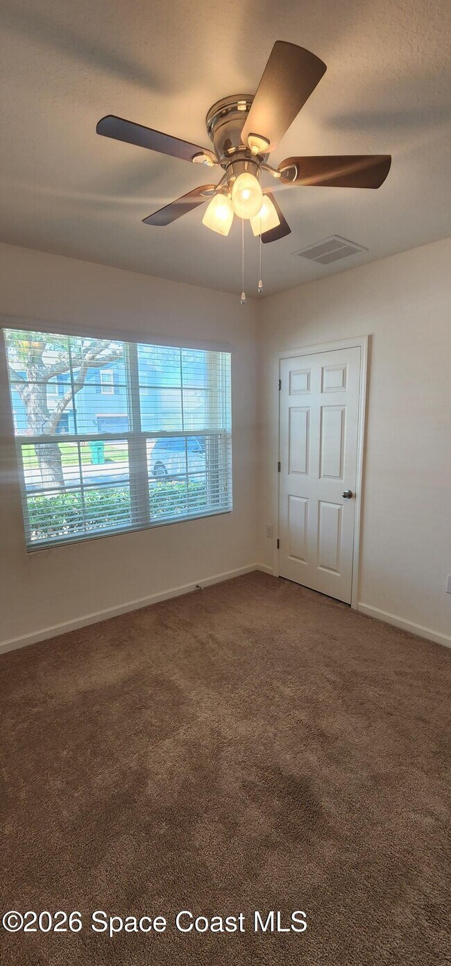 Foto del edificio - 1957 Elkins Point