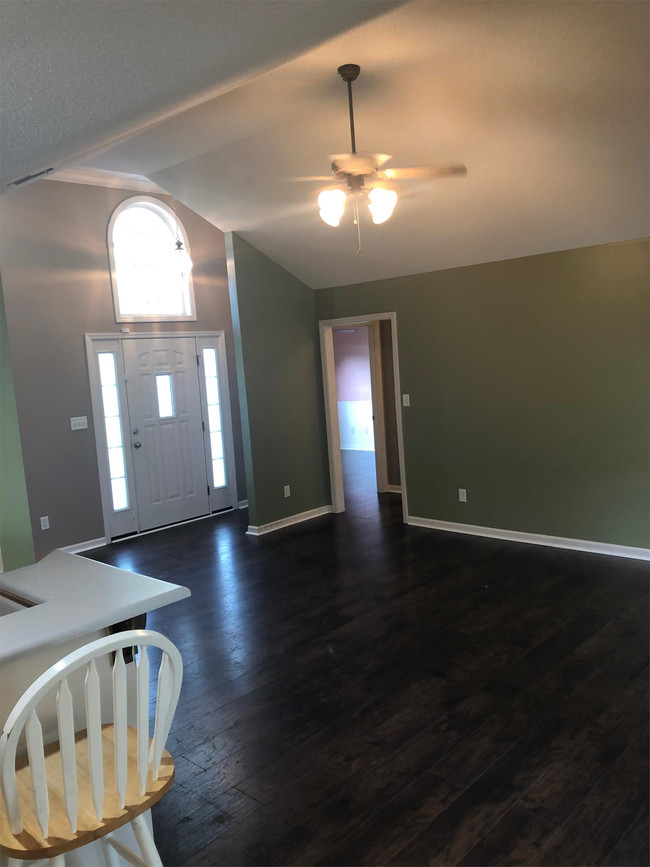Building Photo - 3913 Cutter Point