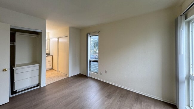 Building Photo - 5751 Camellia Ave