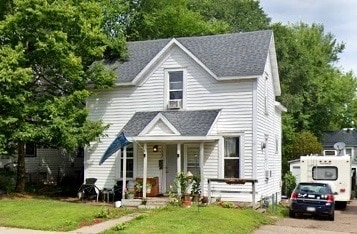 Building Photo - 1008 Main St Building Photo - 1008 Main St