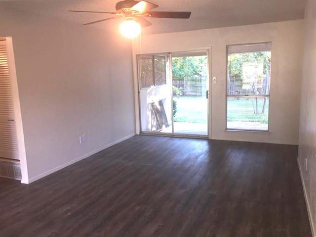 Foto del edificio - 1302 Mohawk Dr