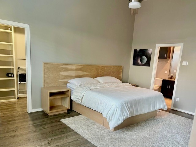 Building Photo - 3010 Commerce St