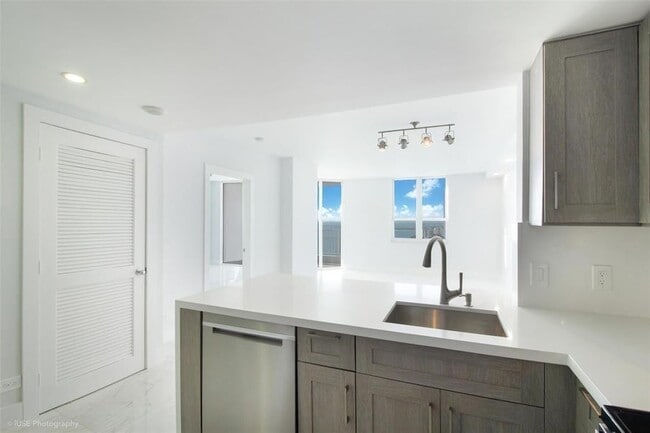 Photo - 701 Brickell Key Blvd Apartment