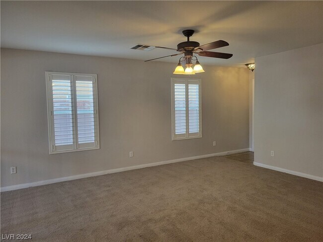 Building Photo - 9270 Valley Ranch Ave