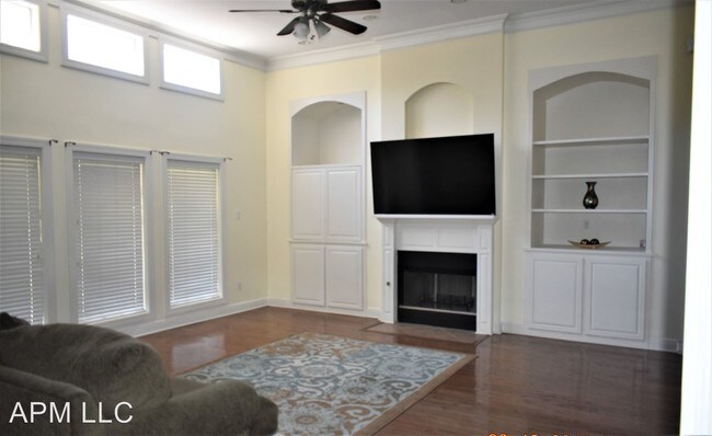 Building Photo - 3 br, 2.5 bath House - 529 Stubbs Vinson Rd