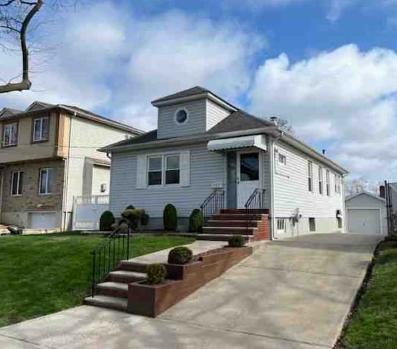Primary Photo - 197 Hamden Ave