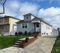 Building Photo - 197 Hamden Ave