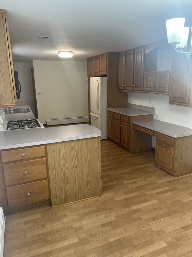 Foto del edificio - 49 DuPont Ave.