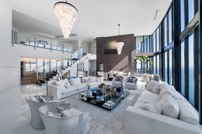 Foto del edificio - 18555 Collins Ave