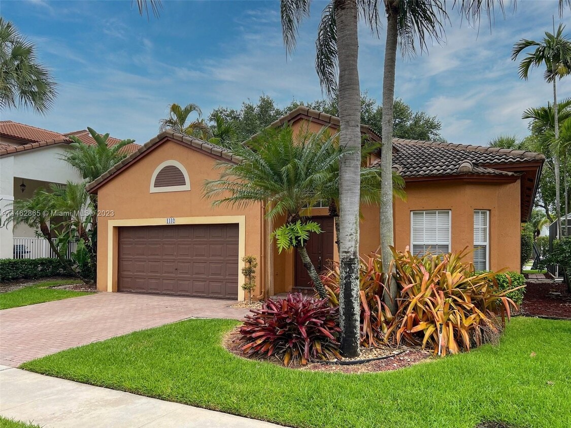 Primary Photo - 1442 SW 158th Ave