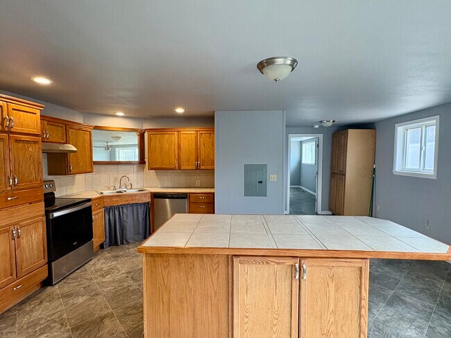 Foto del edificio - 240 Circle Dr