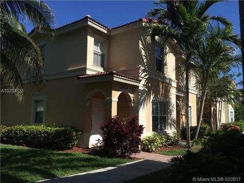 Building Photo - 3096 SW 129th Ave