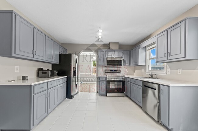 Foto del edificio - 3420 Flintlock Dr